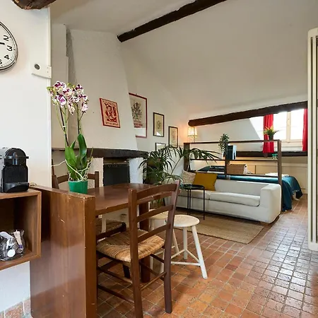 Appartamento Cozy House - 20 Minutes Walk From Duomo-navigli *